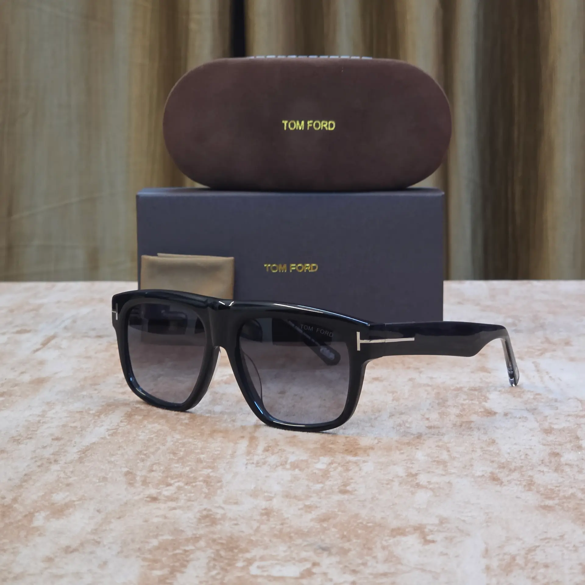 Tom ford Black